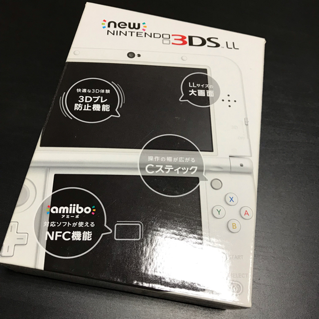 ニンテンドー3DS(ニンテンドー3DS)のnew Nintendo 3DS LL 超美品 WHITE ホワイト エンタメ/ホビーのゲームソフト/ゲーム機本体(携帯用ゲーム機本体)の商品写真