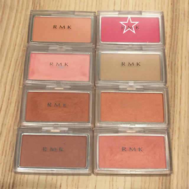 RMK(アールエムケー)のRMK チーク ホット　レッド　ピンク コスメ/美容のベースメイク/化粧品(チーク)の商品写真