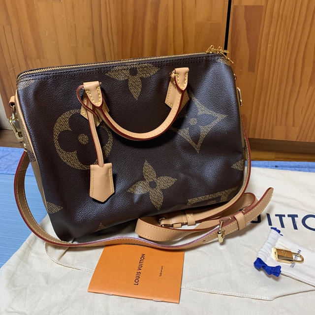 LOUIS VUITTON - ヴィトンバンドリエール30 ジャイアント　専用出品