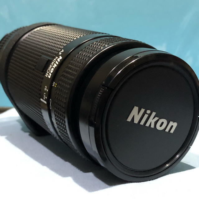 Nikon(ニコン)のNikon AF NIKKOR 75-300mm 1・4.5-5.6中古品 スマホ/家電/カメラのカメラ(レンズ(ズーム))の商品写真