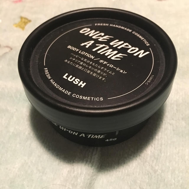 LUSH(ラッシュ)の【未使用】 LUSH ボディローション コスメ/美容のボディケア(ボディローション/ミルク)の商品写真