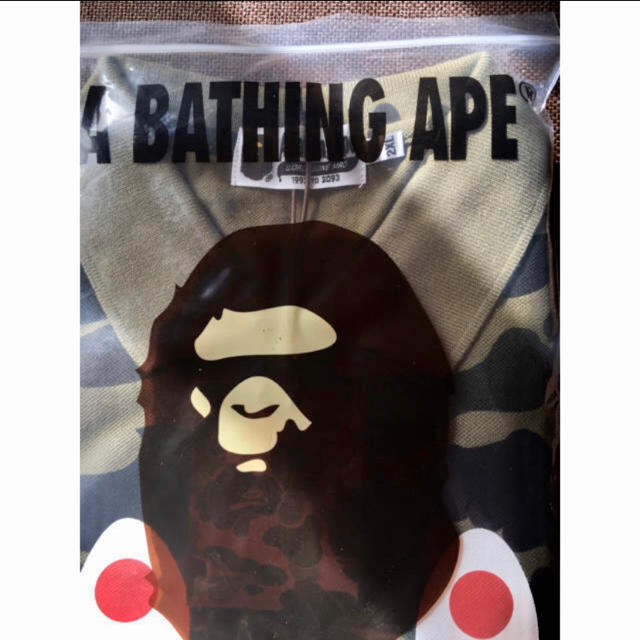 A BATHING APE(アベイシングエイプ)のBAPE 1ST CAMO SHARK POLO メンズのトップス(ポロシャツ)の商品写真