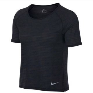 ナイキ(NIKE)のNIKEレディースTシャツ（フィットネス）(Tシャツ(半袖/袖なし))