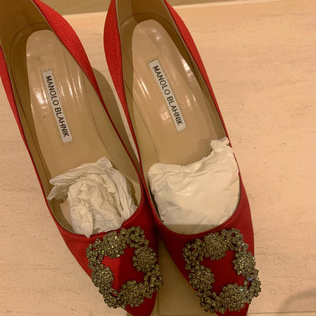 MANOLO BLAHNIK(マノロブラニク)のマノロブラニク♡ハンギシ　パンプス レディースの靴/シューズ(ハイヒール/パンプス)の商品写真