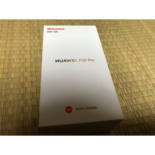 ANDROID(アンドロイド)のdocomo huawei p30 pro HW-02L ブリージングクリスタル スマホ/家電/カメラのスマートフォン/携帯電話(スマートフォン本体)の商品写真