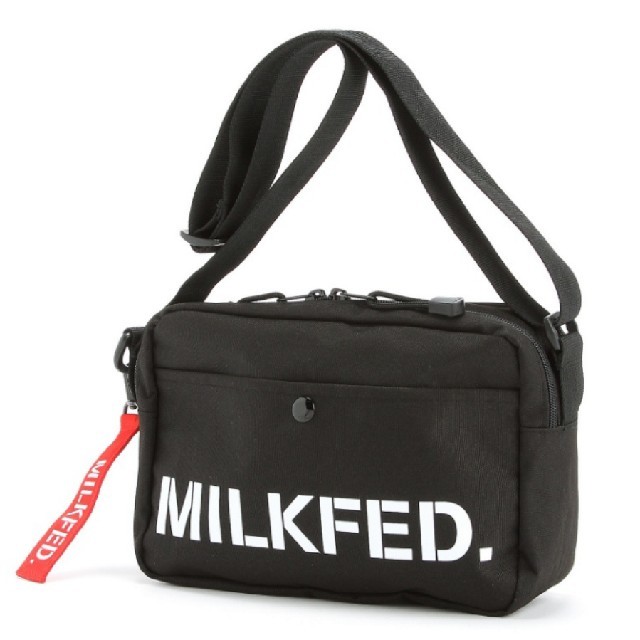 MILKFED.(ミルクフェド)の【新品】ミルクフェド ショルダーバッグ レッド ロコテープ付き レディースのバッグ(ショルダーバッグ)の商品写真