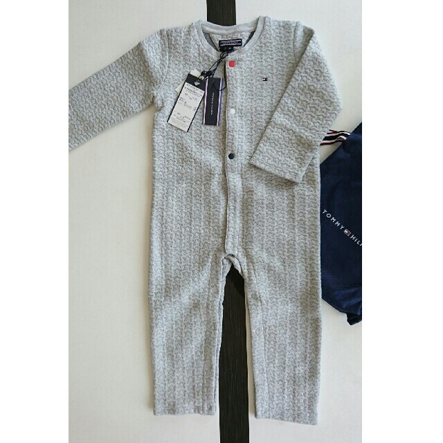 TOMMY HILFIGER(トミーヒルフィガー)のトミーヒルフィガー カバーオール キッズ/ベビー/マタニティのベビー服(~85cm)(カバーオール)の商品写真