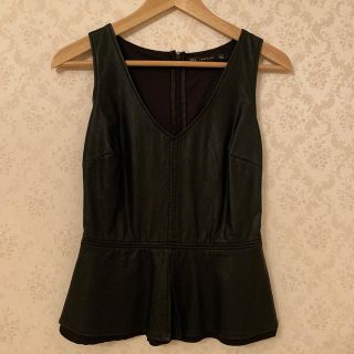 ザラ(ZARA)の美品♪ZARAレザートップス【年内お値下げ価格♡】(カットソー(半袖/袖なし))