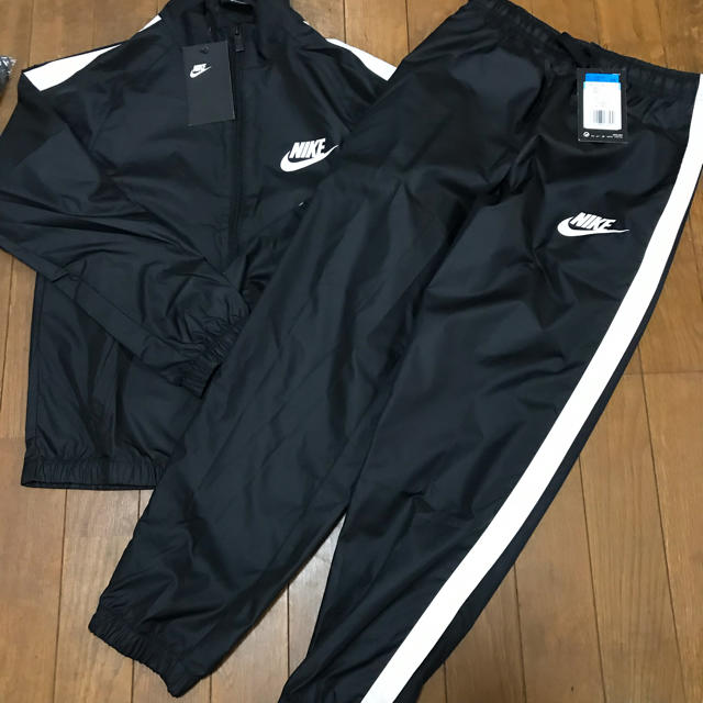 NIKE(ナイキ)の【新品】ナイキ セットアップ 150 キッズ/ベビー/マタニティのキッズ服男の子用(90cm~)(ジャケット/上着)の商品写真