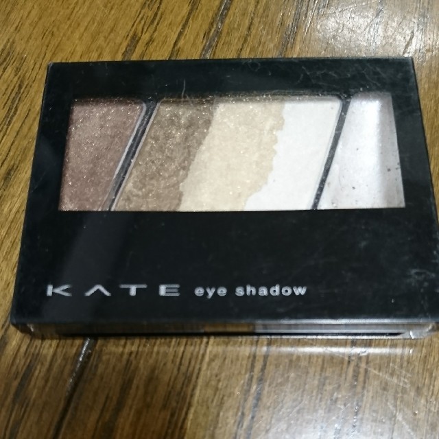 KATE(ケイト)のケイト グラディカルアイズ ベージュ コスメ/美容のベースメイク/化粧品(アイシャドウ)の商品写真
