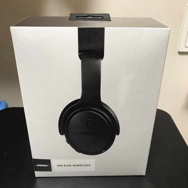 新品 BOSE ワイヤレス ヘッドホン on ear wireless