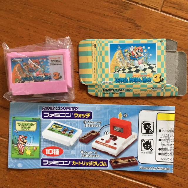 ファミリーコンピュータ(ファミリーコンピュータ)のファミコン 消しゴム  エンタメ/ホビーのゲームソフト/ゲーム機本体(その他)の商品写真