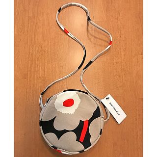 マリメッコ ショルダーバッグ(レディース)(オレンジ/橙色系)の通販