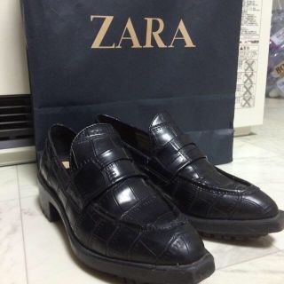 ザラ(ZARA)のzara ザラ ローファー 値下げ！(ローファー/革靴)