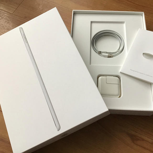 ★USED美品◆送料無料◆Apple iPad◆32GB◆SIMフリー