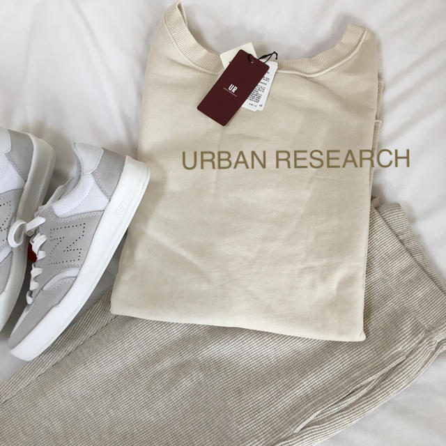 URBAN RESEARCH(アーバンリサーチ)の新品🍀URBAN RESEARCH 製品染めボートネックチュニックプルオーバー レディースのトップス(トレーナー/スウェット)の商品写真