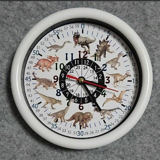 きんたろう様専用 恐竜 ダイナソー 24時間表記入り 白枠 掛け時計(知育玩具)