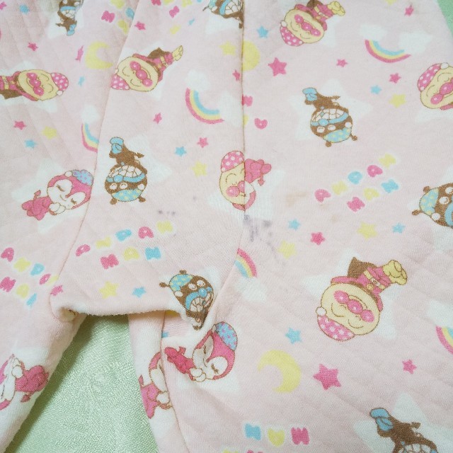 アンパンマン キッズパジャマ上下２着セット 95 キッズ/ベビー/マタニティのキッズ服女の子用(90cm~)(パジャマ)の商品写真