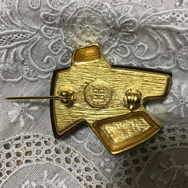 GIVENCHY - GIVENCHY. ブローチ Makiko様専用の通販 by おやま's shop