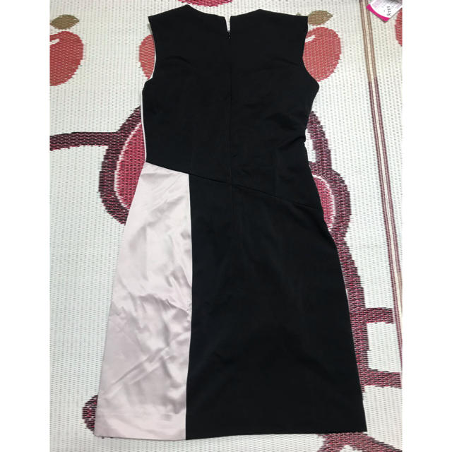 新品・未使用 ドレス レディースのフォーマル/ドレス(ミディアムドレス)の商品写真