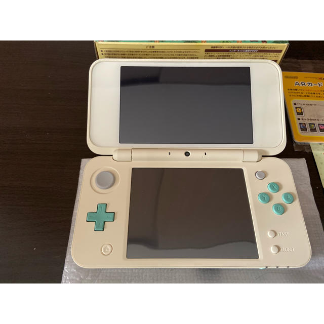 ニンテンドー2DS(ニンテンドー2DS)のNewニンテンドー2DS LL とびだせ どうぶつの森  エンタメ/ホビーのゲームソフト/ゲーム機本体(携帯用ゲーム機本体)の商品写真