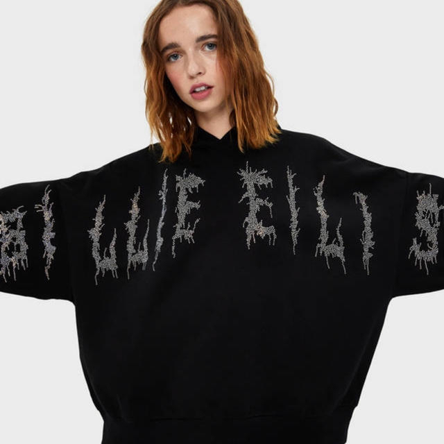 Bershka(ベルシュカ)の【M】ビリーアイリッシュ x ベルシュカ  Glitter Sweat Hood メンズのトップス(パーカー)の商品写真