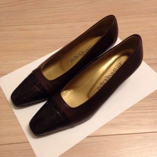 サンローラン(Saint Laurent)の新品！ イヴサンローラン パンプス 36(ハイヒール/パンプス)