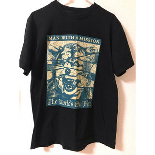 マンウィズアミッション(MAN WITH A MISSION)のThe World's On Fire ツアーTシャツ　Sサイズ(Tシャツ/カットソー(半袖/袖なし))