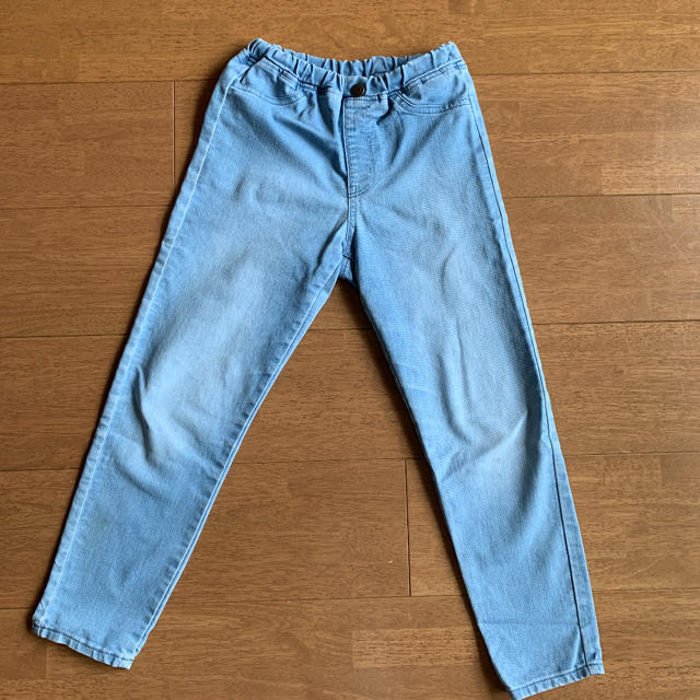 GU(ジーユー)のGU キッズ デニム 120 キッズ/ベビー/マタニティのキッズ服男の子用(90cm~)(パンツ/スパッツ)の商品写真