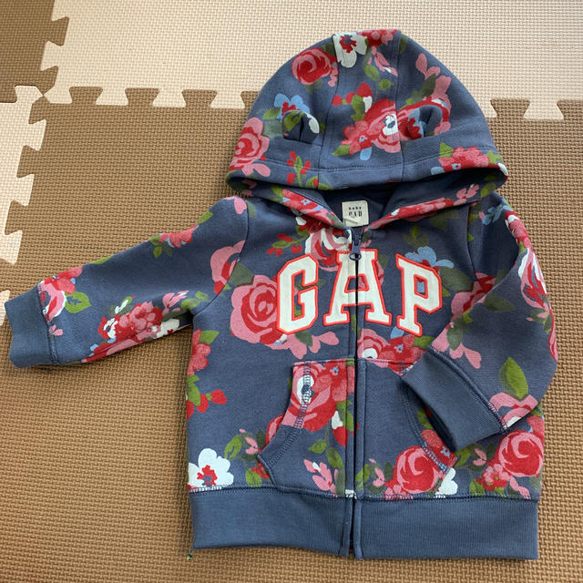 babyGAP(ベビーギャップ)のヒナ様専用　baby gap 花柄パーカー キッズ/ベビー/マタニティのベビー服(~85cm)(ジャケット/コート)の商品写真