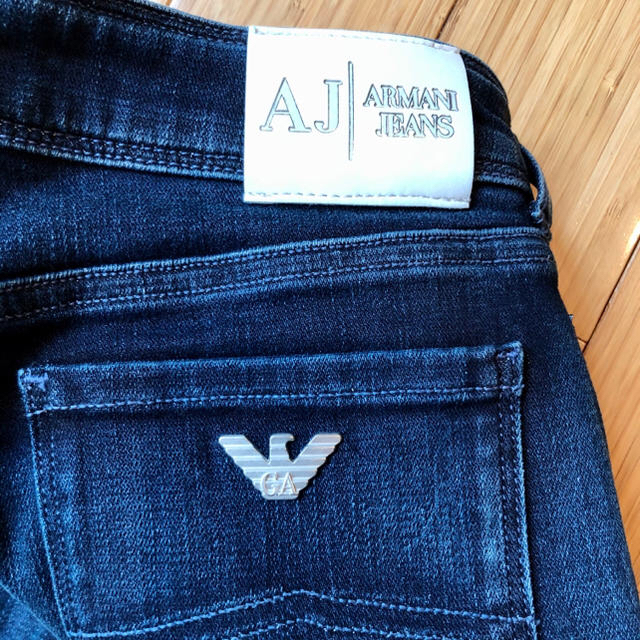 ARMANI JEANS アルマーニジーンズ