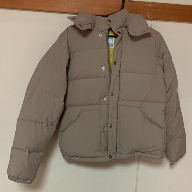 THE NORTH FACE(ザノースフェイス)のノースフェイス ダウン レディースのジャケット/アウター(ダウンジャケット)の商品写真