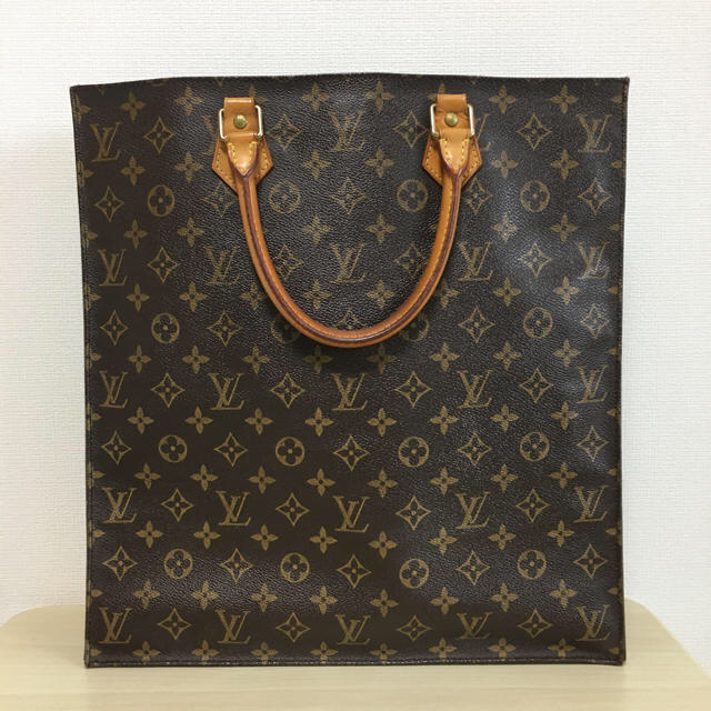 LOUIS VUITTON(ルイヴィトン)のルイヴィトン  サックプラ レディースのバッグ(トートバッグ)の商品写真