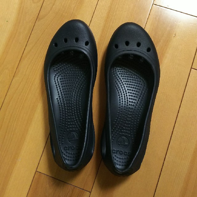 crocs(クロックス)のcrocs  W7 サンダル レディースの靴/シューズ(サンダル)の商品写真