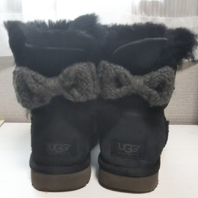 UGGリボンムートン