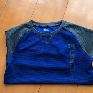 アンダーアーマー(UNDER ARMOUR)の専用です。アンダーアーマー　ロングTシャツ(Tシャツ/カットソー)