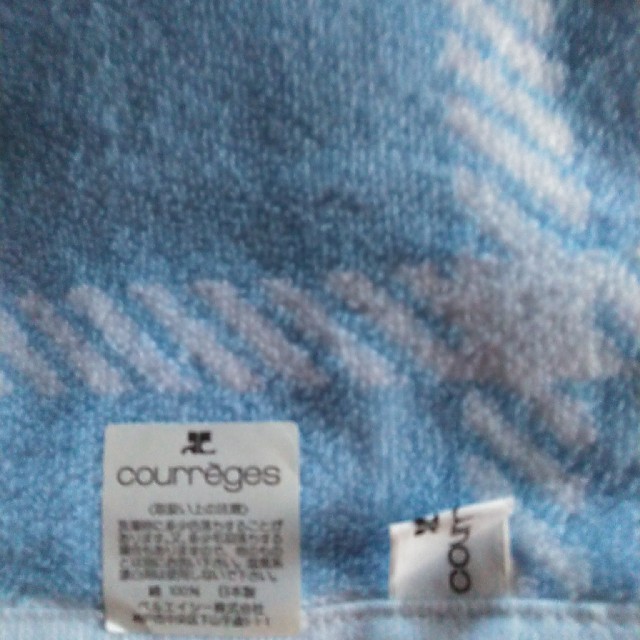 Courreges(クレージュ)のクレージュ　バスタオル インテリア/住まい/日用品の日用品/生活雑貨/旅行(タオル/バス用品)の商品写真