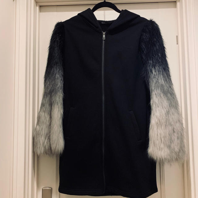 ZARA ♥︎お袖ファー♥︎パーカーワンピ♥︎ビッグパーカー♥︎オーバーパーカー