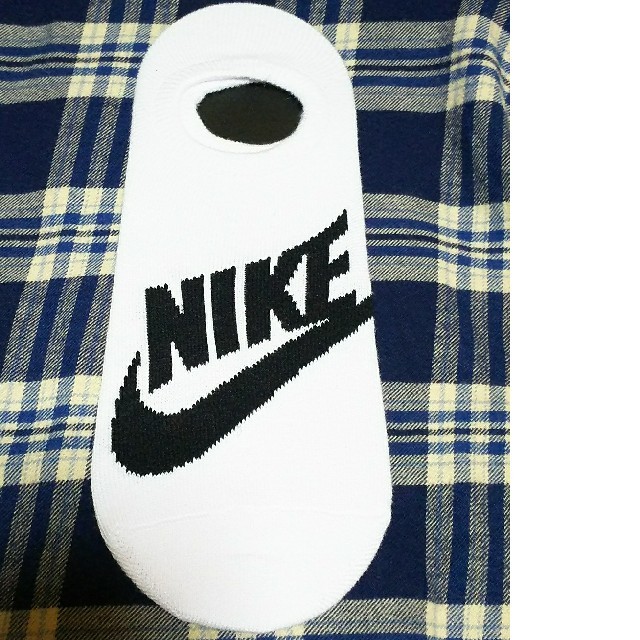 NIKE(ナイキ)の新品 NIKE 靴下 メンズのレッグウェア(ソックス)の商品写真