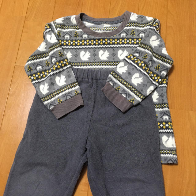 UNIQLO(ユニクロ)のパジャマ90センチ キッズ/ベビー/マタニティのキッズ服男の子用(90cm~)(パジャマ)の商品写真