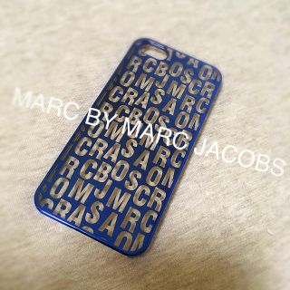 マークバイマークジェイコブス(MARC BY MARC JACOBS)のmarc by marc jacobs メタリック iPhoneケース SE(iPhoneケース)