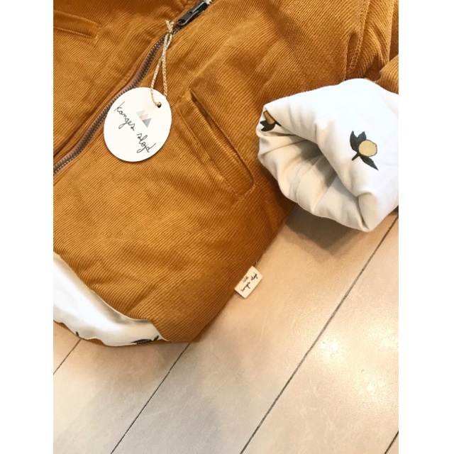 Caramel baby&child (キャラメルベビー&チャイルド)の新品✦ラスト1 KongesSloejd レモン柄リバーシブルアウター 2-3Y キッズ/ベビー/マタニティのキッズ服女の子用(90cm~)(ジャケット/上着)の商品写真