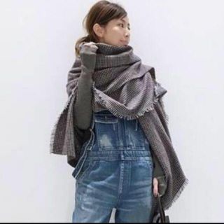 アパルトモンドゥーズィエムクラス(L'Appartement DEUXIEME CLASSE)のアパルトモン ALONPI CASHMERE/SMALL CHECK STOLE(ストール/パシュミナ)