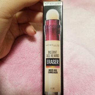 メイベリン(MAYBELLINE)のメイベリンニューインスタント エイジリワインド アンダーアイズ コンシーラー

(コンシーラー)