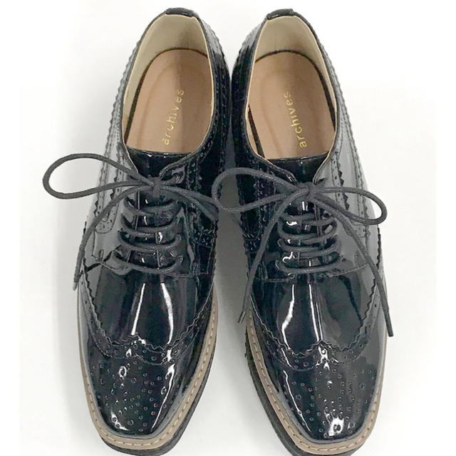 archives(アルシーヴ)の【archives】ウィングチップレースアップシューズ レディースの靴/シューズ(ローファー/革靴)の商品写真