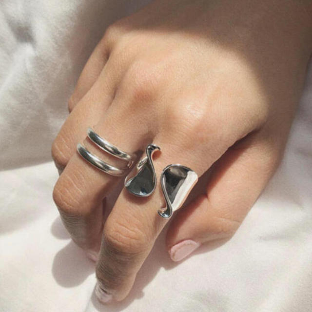 BEAUTY&YOUTH UNITED ARROWS(ビューティアンドユースユナイテッドアローズ)のtear drop ring silver925 2点セット レディースのアクセサリー(リング(指輪))の商品写真