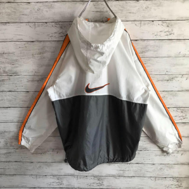 NIKE(ナイキ)のNIKE アノラックパーカー メンズのジャケット/アウター(ナイロンジャケット)の商品写真