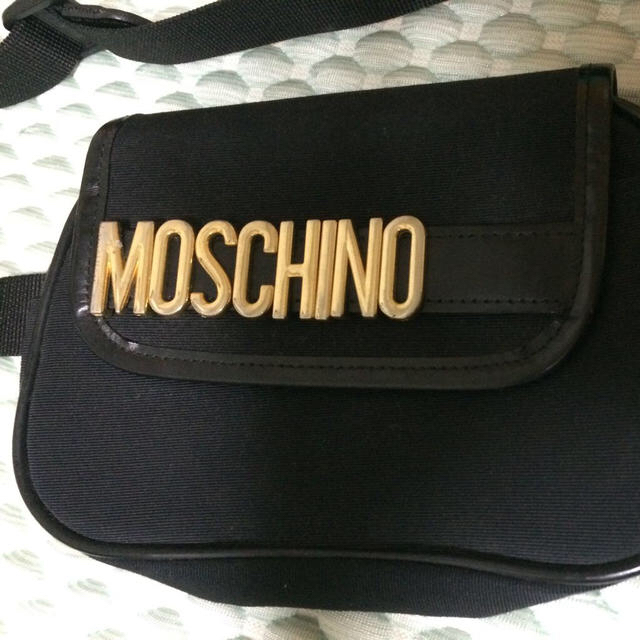 MOSCHINO(モスキーノ)のモスキーノ ウエストポーチ レディースのバッグ(ボディバッグ/ウエストポーチ)の商品写真