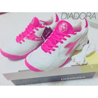 ディアドラ(DIADORA)の新品未使用💗DIADORAシューズ(スニーカー)