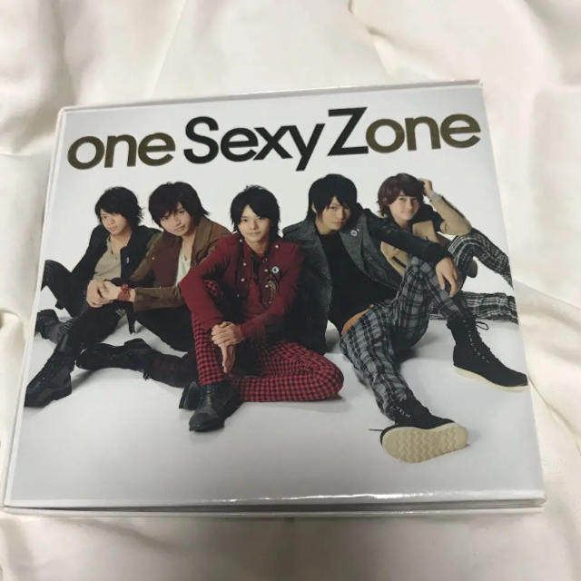 Sexy Zone(セクシー ゾーン)のSexy Zone one SexyZone 初回限定DVD付 エンタメ/ホビーのCD(ポップス/ロック(邦楽))の商品写真